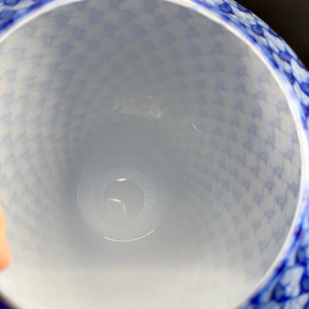 Positano Italy Blue White Art Glass Vase 9 Inch Tapered Honeycomb Pattern Vessel